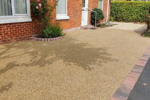 Resin Bound Drive Installers in Reading 